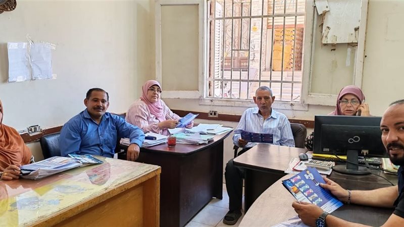 ندوات توعية وورش