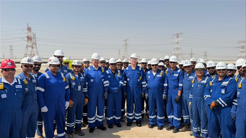 وزير البترول وقيادات