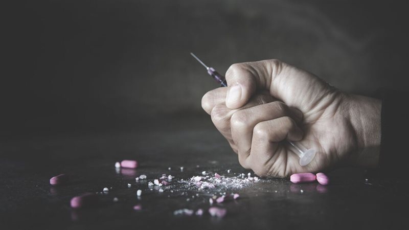 تعاطي المخدرات 