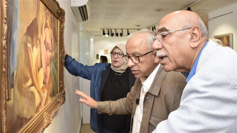 معرض الفنان الراحل