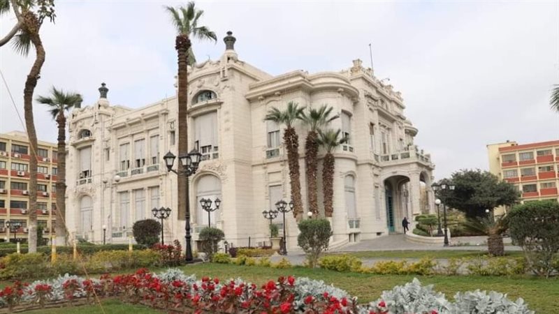 جامعة عين شمس