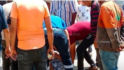 أثناء حملة مكبرة، جامع قمامة يدهس موظفا بأحد أحياء بورسعيد بتروسيكل ويفر هاربا