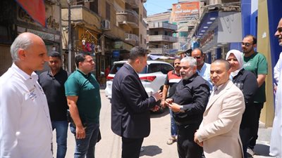 محافظ دمياط يفاجئ مركز صحة الأسرة أول لمتابعة الخدمات الطبية