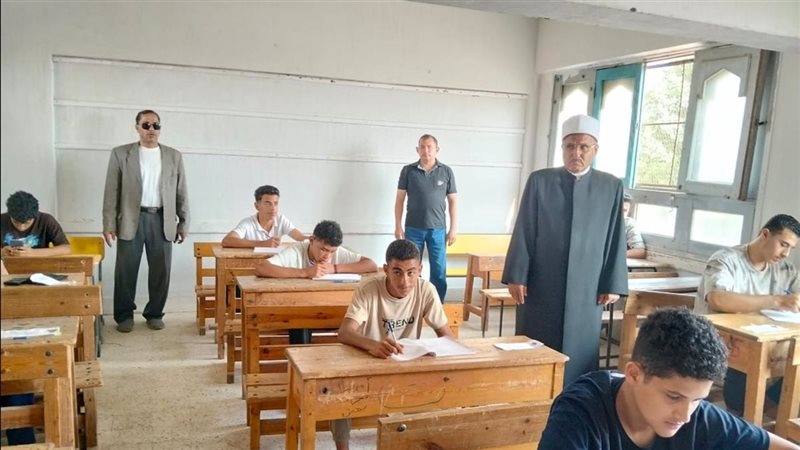 جانب من متابعة رئيس
