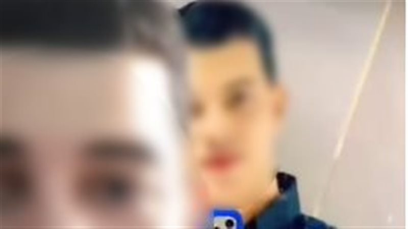 ضبط مفصول من الشرطة