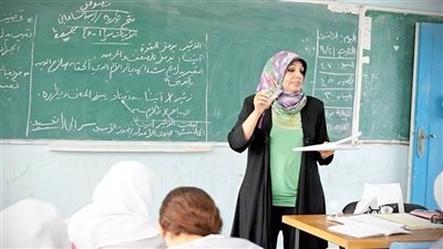  تحرك برلماني بشأن تأخر تسويات المعلمين 