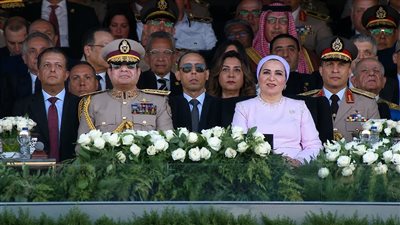 بحضور السيسي وقرينته، السلام الوطني يتصدر حفل افتتاح مقر القيادة الإستراتيجية