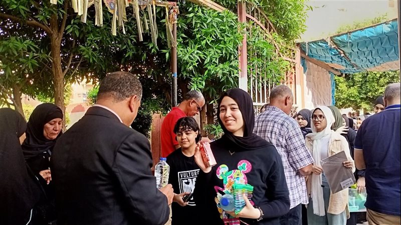 توزيع المياة والعصائر