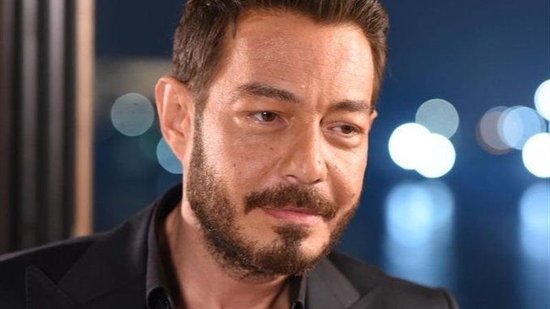 أحمد زاهر، فيتو