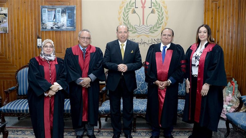 رئيس جامعة المنصورة