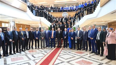 وزير التعليم العالي يتفقد جامعة حلوان الأهلية 