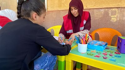 الهلال الأحمر المصري يواصل إسناد الجرحى الفلسطينيين عبر معبر رفح  