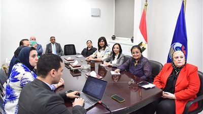 نائب وزير الصحة تتابع جهود تطوير مراكز تنمية الأسرة والطفل بالبحيرة 