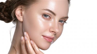 قناع مسائي لبشرة نضرة ومتوهجة عند الاستيقاظ 