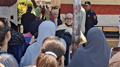 نقل مراقب وطالبتين إلى المستشفيات وإسعاف 8 آخرين داخل لجان الثانوية العامة بالدقهلية