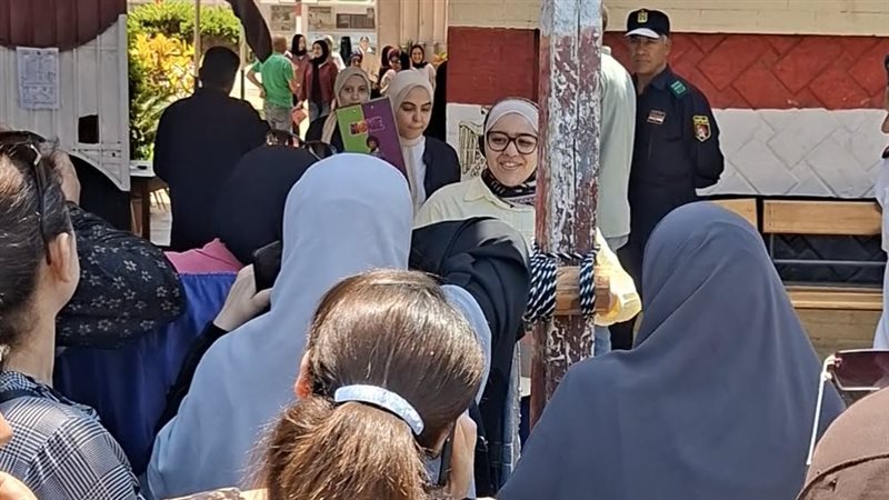 خروج طلاب الثانوية