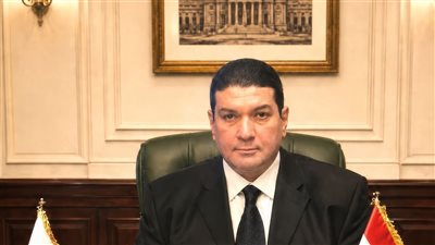 وكيل نادي القضاة يحذر من خطورة التعليق على الأحكام القضائية والتأثير على سير العدالة