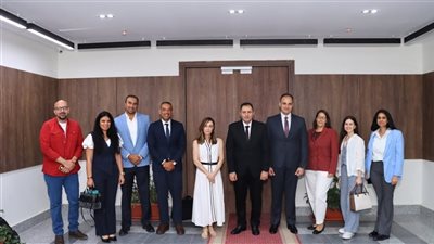 محافظ دمياط يستقبل وفد الأمم المتحدة للمستوطنات البشرية والتعاون الإسباني
