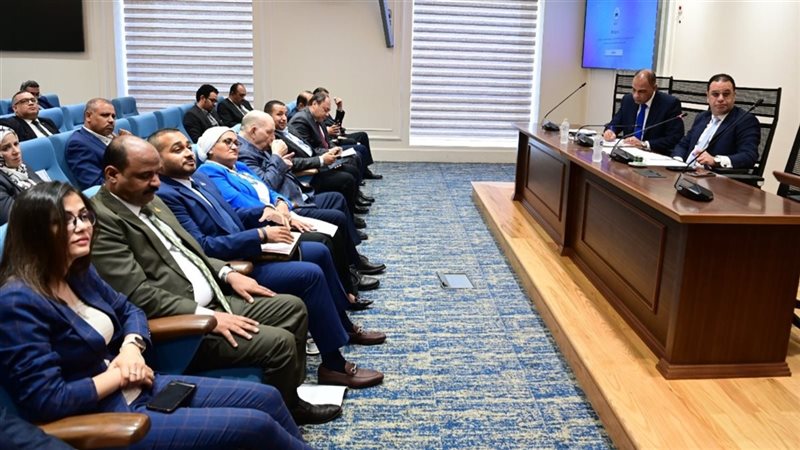 اجتماع لجنة الصناعة