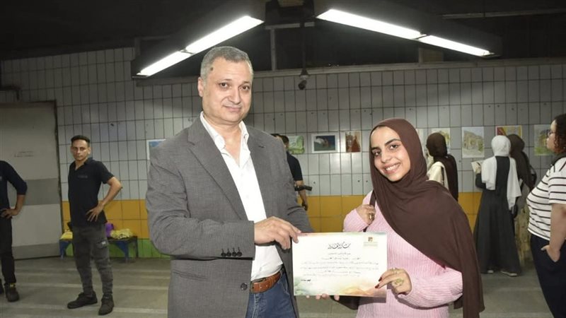 معرض أحمد شوقي، فيتو