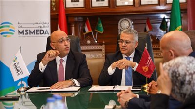 بتمويل 500 مليون جنيه، تنمية المشروعات وبنك مصر يوقعان عقد 