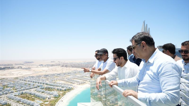 العلمين 