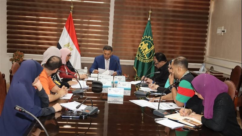 محافظ القليوبية خلال