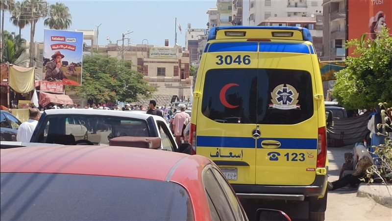 إسعاف لنقل المصابين