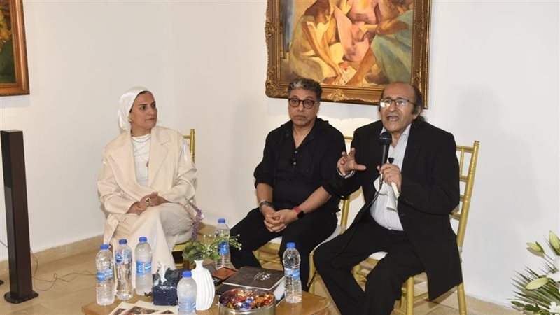 ندوة غنائيات التصوير،