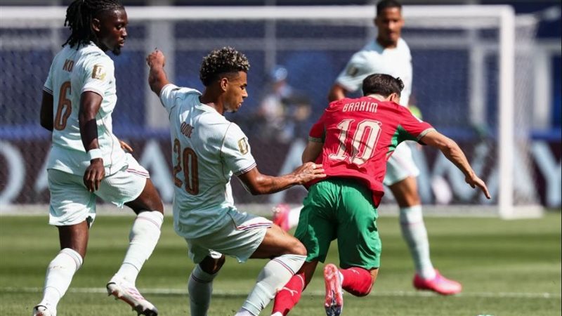 المغرب ضد فرنسا،