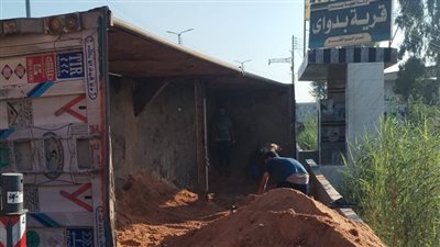 محافظ الدقهلية يوجه برفع سيارة نقل معطلة أمام قرية بدواي وإعادة الحركة المرورية 