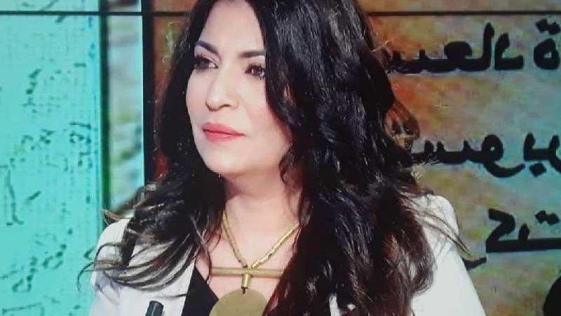 الروائية ضحى عاصى