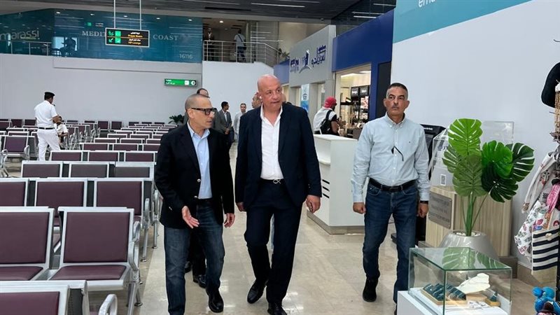 مطارا الإسكندرية