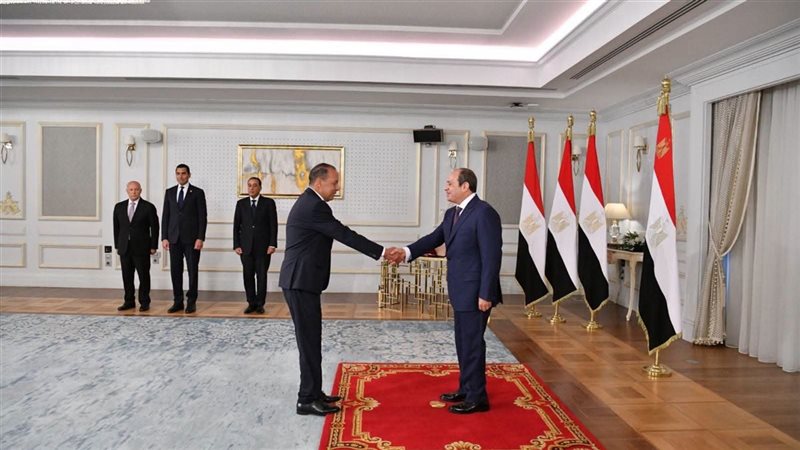 تكريم المنتخب، فيتو