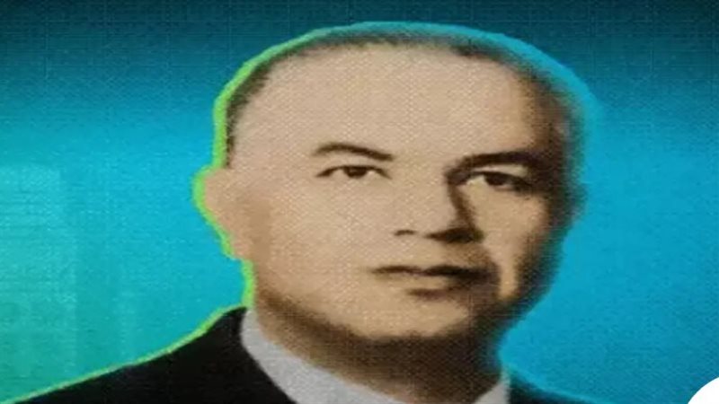 الشاعر عبد الفتاح