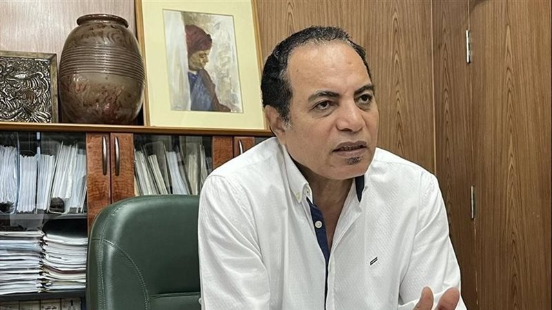 الكاتب الصحفي جمال
