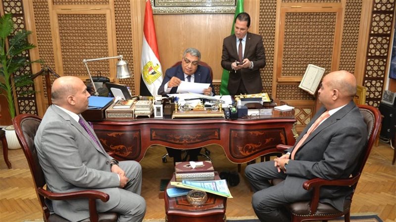 محافظ الدقهلية ووكيل