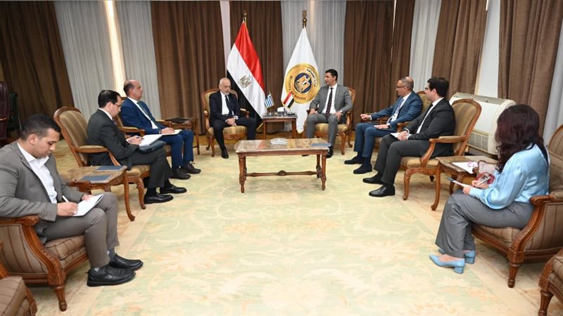 لقاء خالد هاشم وزير