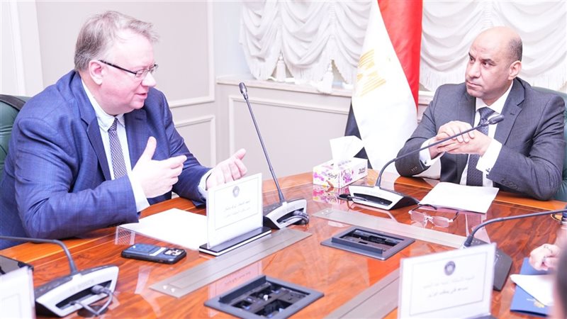 وزير العمل 