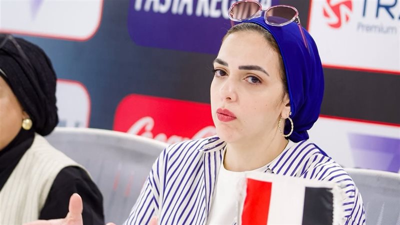 نيرة الأحمر 