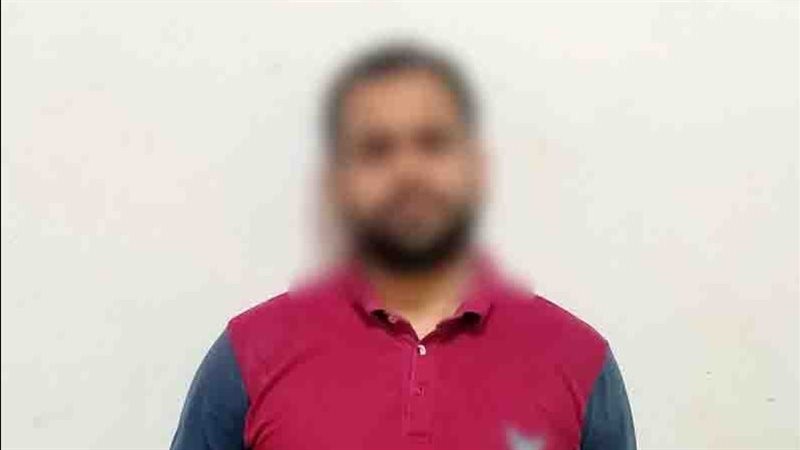 أحد المتهمين، فيتو