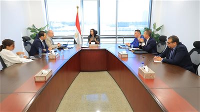 وزيرة التضامن: ربط تمويل ودعم المشروعات الأهلية بمؤشرات أداء واضحة