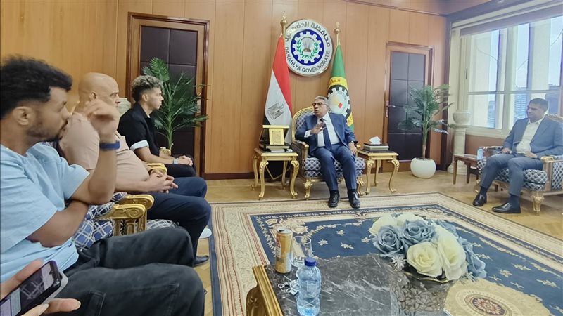 محافظ الدقهلية وإمام