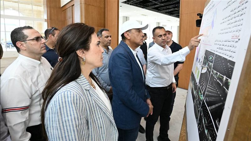 جولة رئيس مجلس الوزراء