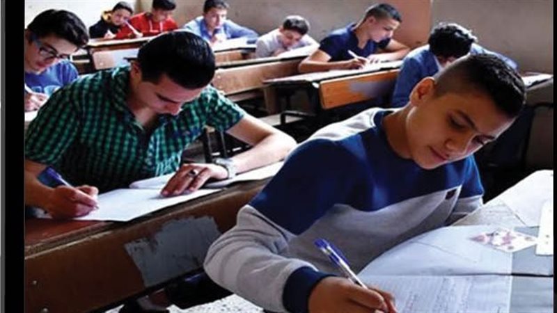 قبول دفعة بالمعاهد