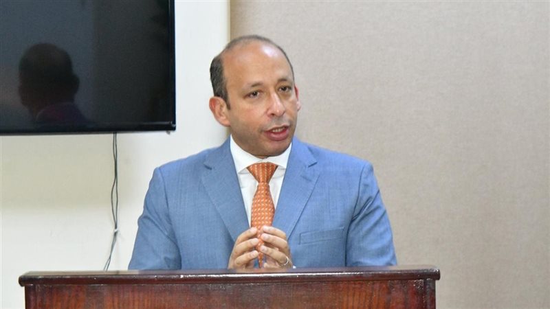د. حسام صلاح عميد