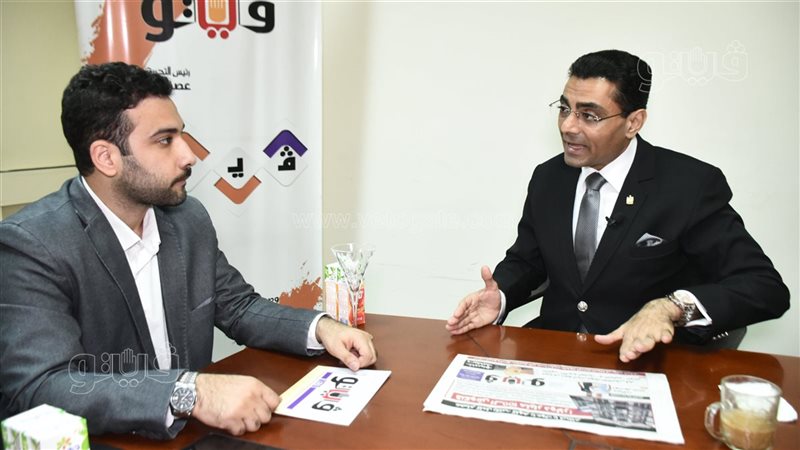 الدكتور محمد أنيس