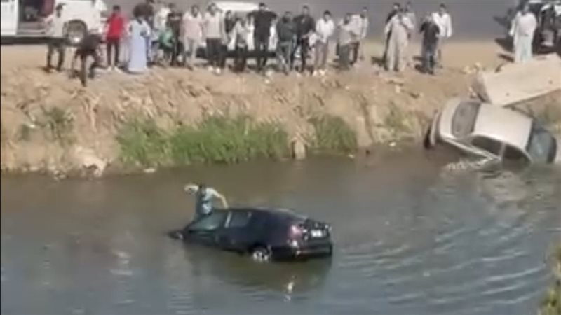شاب ينقذ أسرة كاملة