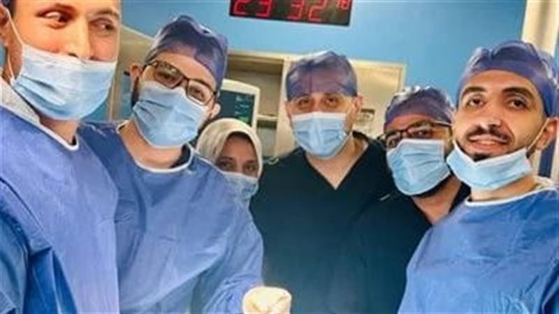 الفريق الطبي بمستشفيات