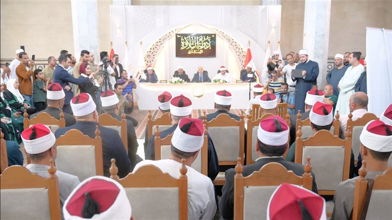 محافظ الغربية يشهد